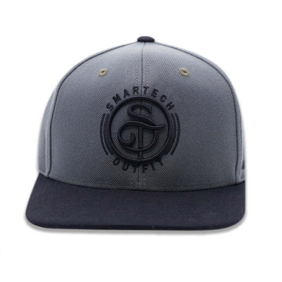 Gray & Black Snapback Cap – adjustable snapback closure for a secure, comfortable fit