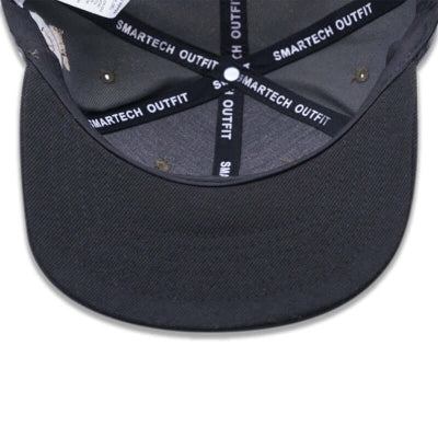 Gray & Black Snapback Cap – modern graphic design for trendsetters